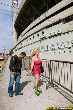 Original 2552 px/ 3840 px