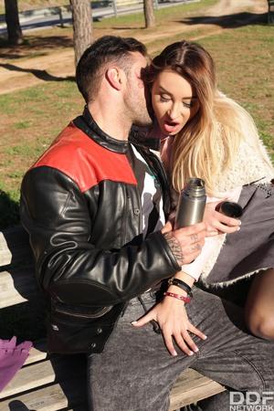 Original 2667 px/ 4000 px