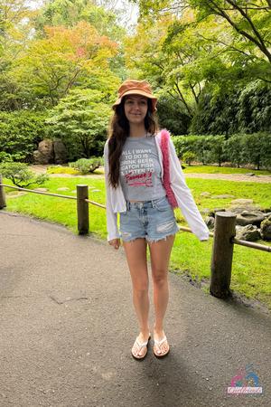 Original 2000 px/ 3000 px