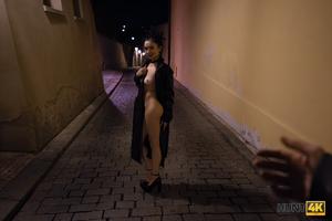 Original 4090 px/ 2727 px