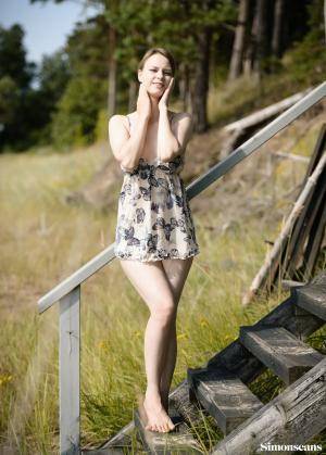 Original 915 px/ 1280 px