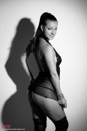 Original 854 px/ 1280 px