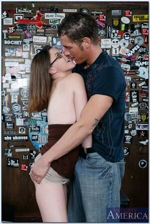 Original 537 px/ 800 px