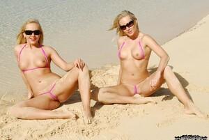 Original 3000 px/ 2008 px