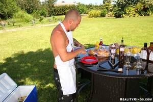 Original 900 px/ 600 px