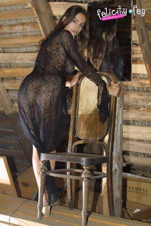 #FelicityFey Felicity Fey