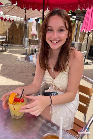 Original 2000 px/ 3000 px