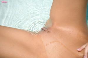 Original 3000 px/ 2002 px