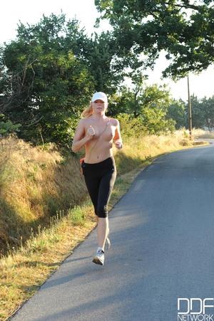 Original 1331 px/ 2000 px