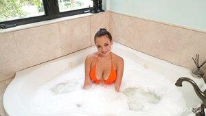 Original 3840 px/ 2159 px