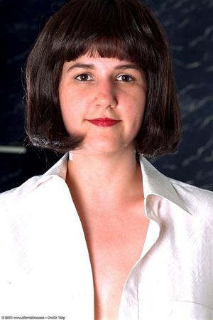 Original 682 px/ 1024 px