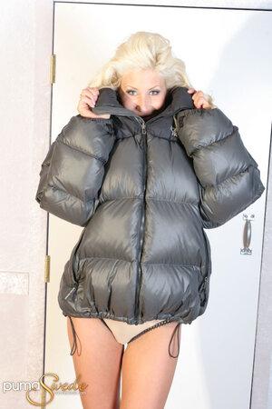 Original 682 px/ 1023 px