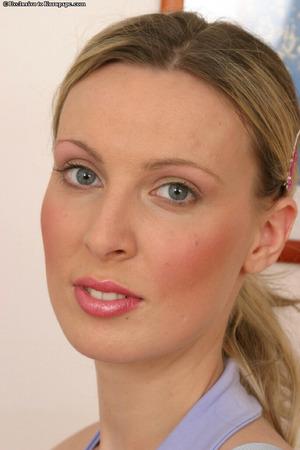 Original 682 px/ 1024 px