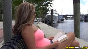 Original 3840 px/ 2160 px