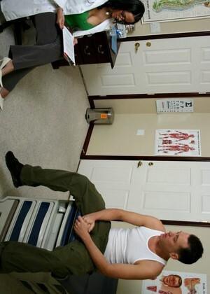 Original 300 px/ 420 px