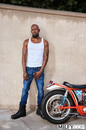 Original 2000 px/ 2999 px