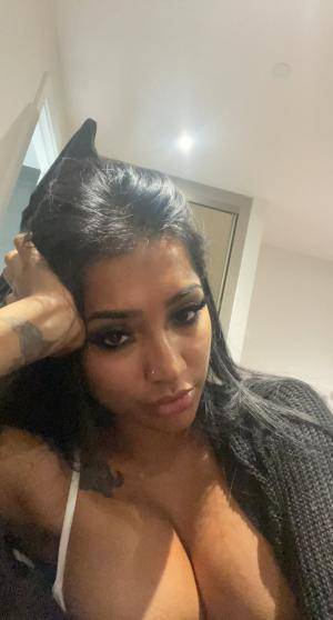 Original 1100 px/ 2048 px