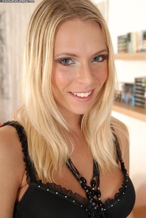 Original 1005 px/ 1500 px