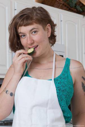 Original 854 px/ 1280 px