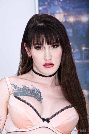 2020-02-17 -BTG005- Dapped T-Girls Lena Moon 5on1 Balls Deep Anal (x94)