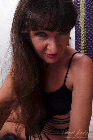 Original 1066 px/ 1600 px