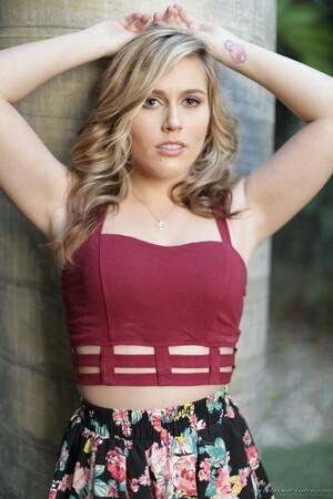 Original 1280 px/ 1920 px