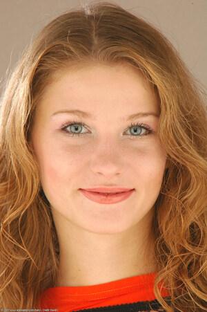 #ATKHairy Karina (Kar040) Set 137892