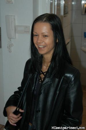 Original 426 px/ 640 px