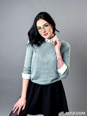 Original 810 px/ 1080 px