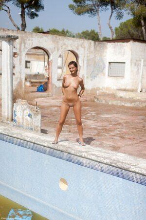 Original 1872 px/ 2808 px