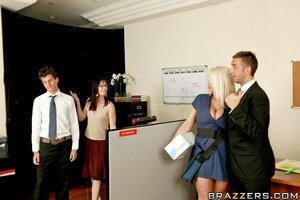 Original 900 px/ 599 px