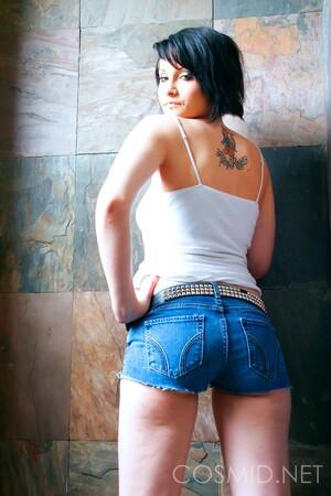 Original 1067 px/ 1600 px