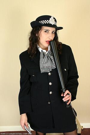 Original 683 px/ 1024 px