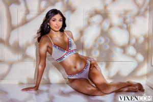 Original 2999 px/ 2000 px