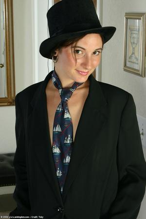 Original 682 px/ 1024 px