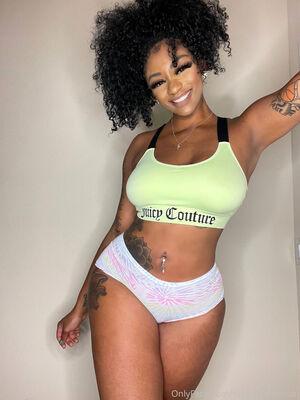 Original 1932 px/ 2576 px