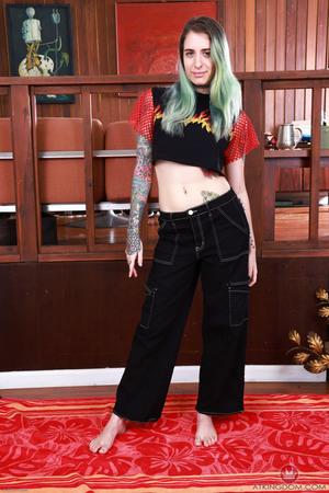 Original 2001 px/ 3000 px