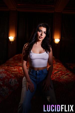 Original 2000 px/ 3000 px