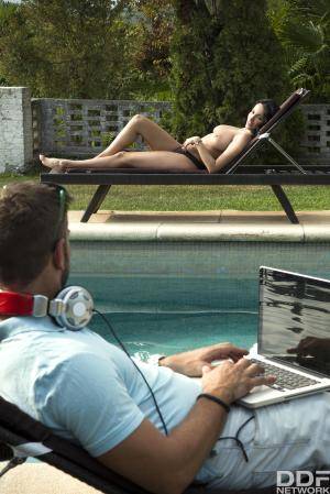 Original 2667 px/ 4000 px