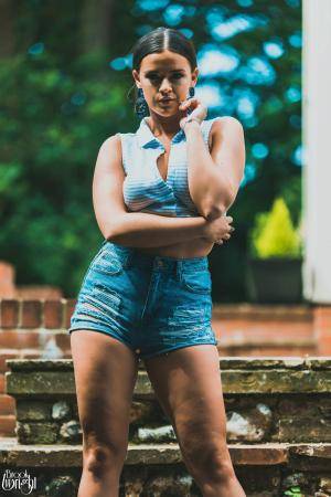 Original 3000 px/ 4500 px