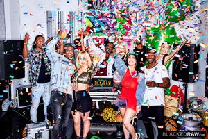 Original 2999 px/ 2000 px