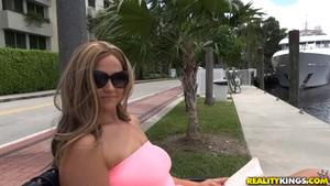 Original 3840 px/ 2160 px