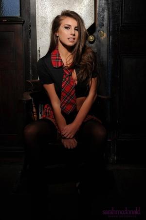 Original 681 px/ 1024 px