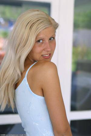 Original 683 px/ 1024 px