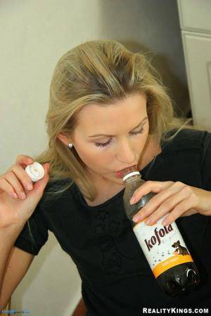 Original 854 px/ 1280 px