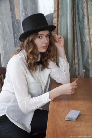 Original 2000 px/ 3000 px