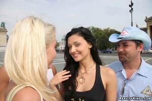 Original 900 px/ 600 px