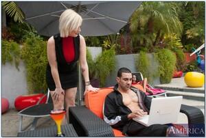 Original 850 px/ 571 px