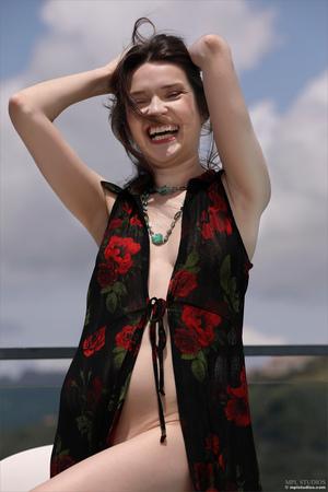 Original 2667 px/ 4000 px