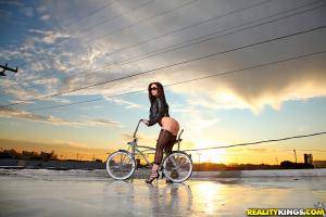 Original 3840 px/ 2560 px